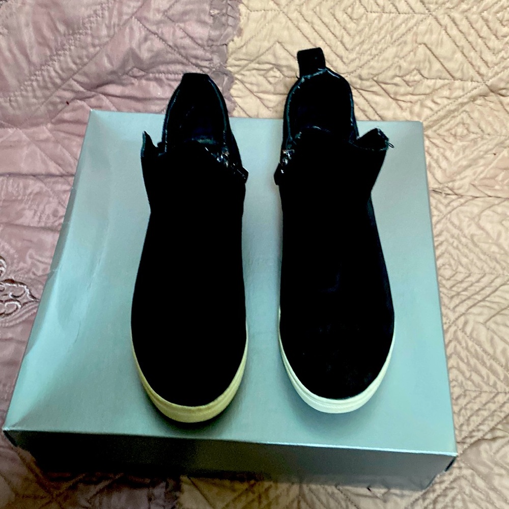 Blondo waterproof shoes